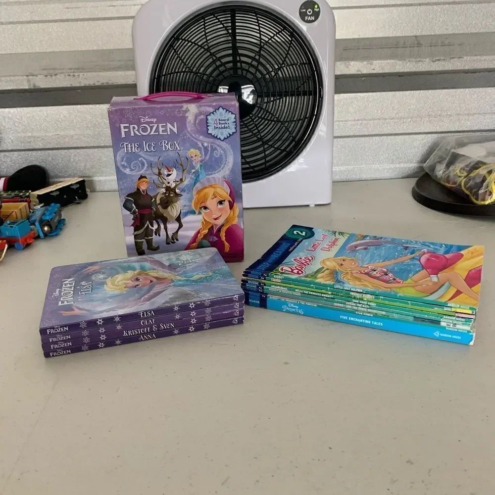 12  Girls Readers
